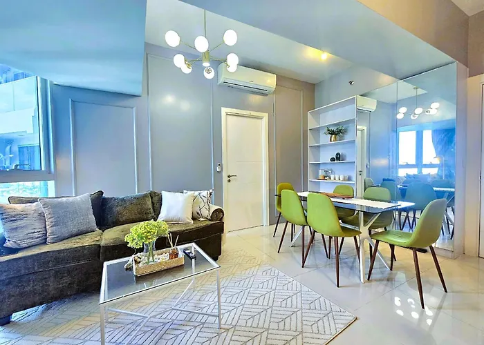 Uptown Bgc Residences By Chikat *