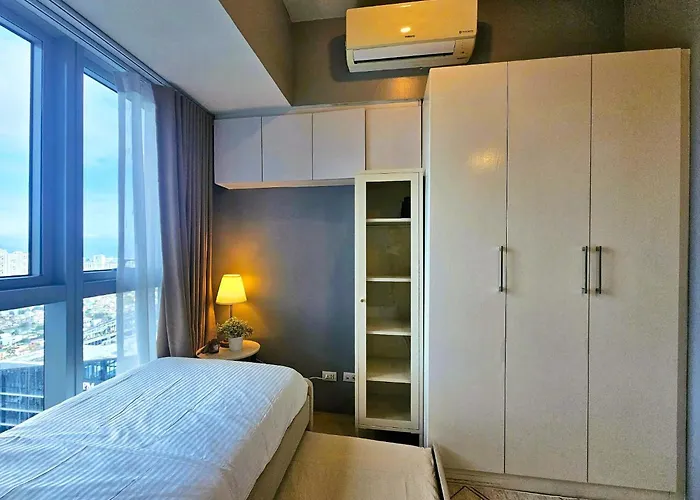Apartment Uptown Bgc Residences By Chikat *