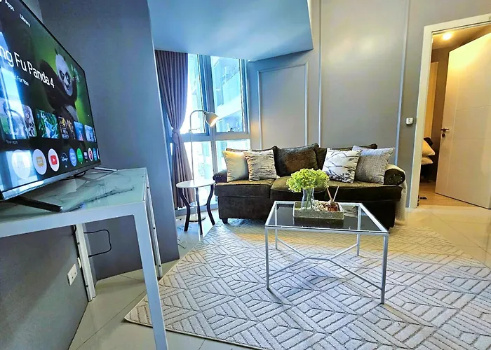 Apartment Uptown Bgc Residences By Chikat *