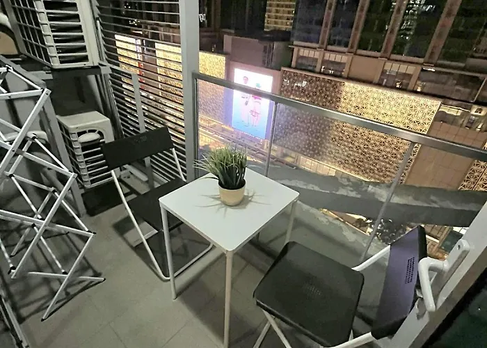 Uptown Bgc Residences By Chikat * Manila