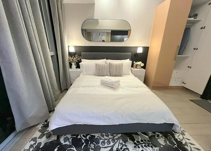 Apartment Uptown Bgc Residences By Chikat Manila