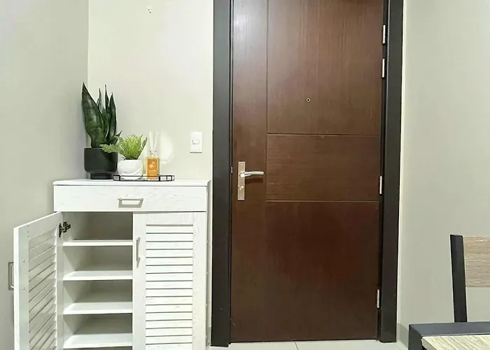Uptown Bgc Residences By Chikat Apartment Manila