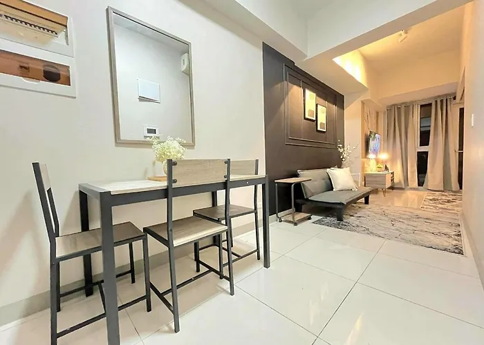 Uptown Bgc Residences By Chikat *
