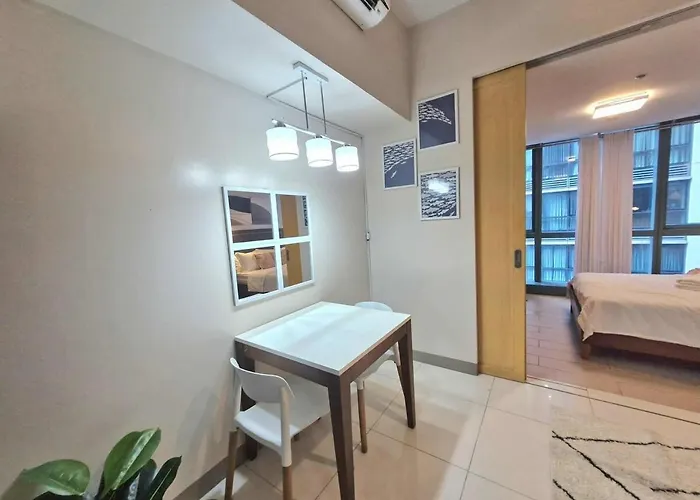 Uptown Bgc Residences By Chikat Apartment Manila