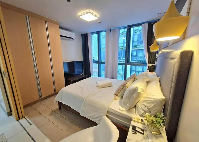 Uptown Bgc Residences By Chikat Apartment Manila