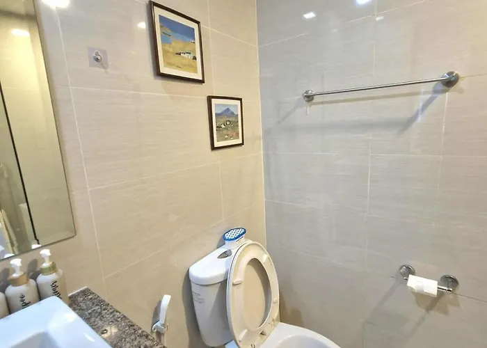 Apartment Uptown Bgc Residences By Chikat Manila