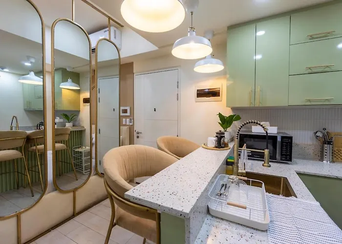 Uptown Bgc Residences By Chikat