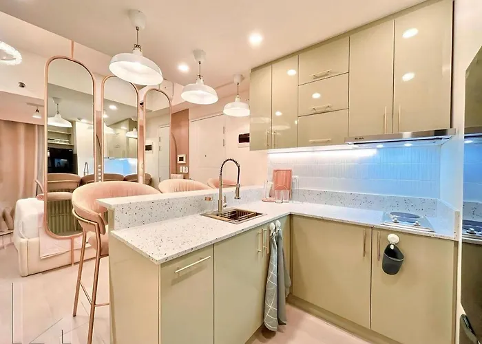Apartment Uptown Bgc Residences By Chikat *